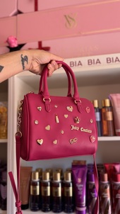 Bolsa Juicy Couture Turn On The Charm Satchel Bag Duffle Raspberry
